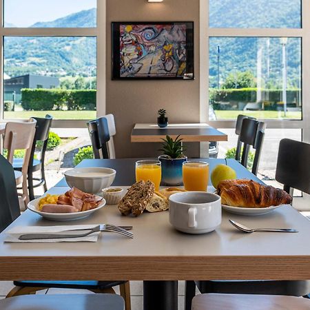 B&B Hotel Saint Jean De Maurienne Sainte-Marie-de-Cuines Eksteriør bilde
